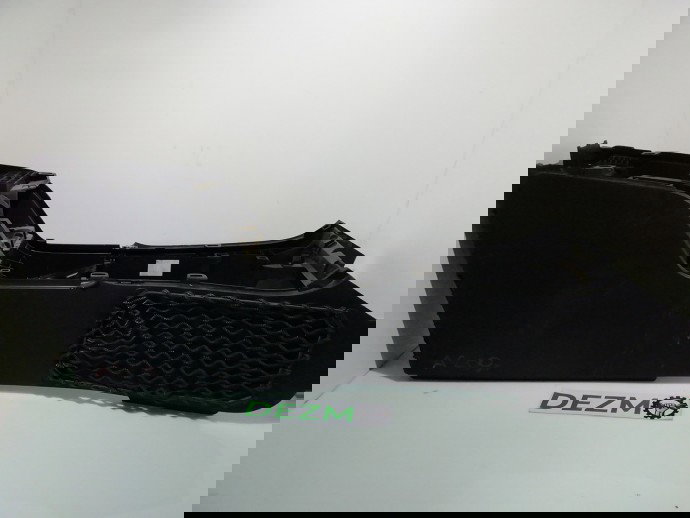 Consola centrala Mercedes A200 2.0 OM640 1696800050 2004-2012