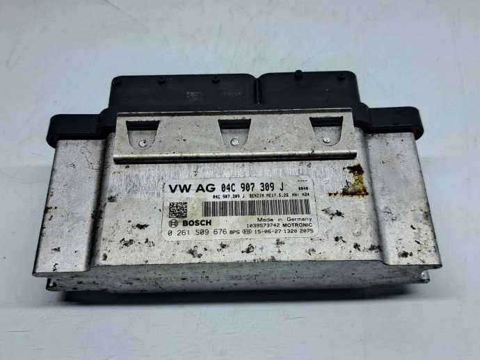 Calculator motor ECU Skoda Fabia 3 (NJ3) [Fabr 2014-2022] 04C907309J | 0261S09676 1.0 Benz CHYB 55KW / 75CP 1.0 Benz CHYB 55KW / 75CP