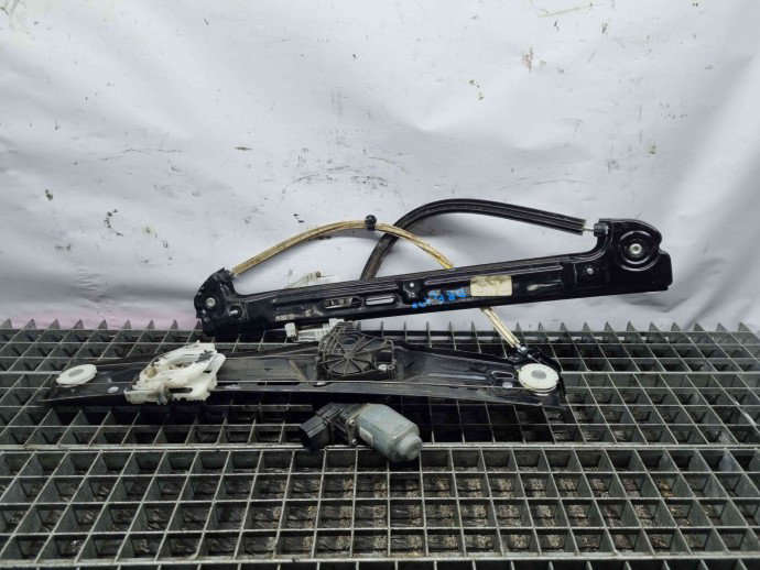 Macara electrica geam dreapta fata Bmw X3 (F25) [Fabr 2010-2017] 7205852