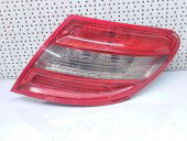 Stop aripa dreapta Mercedes Clasa C (W204) [Fabr 2007-2014] 2048203064R