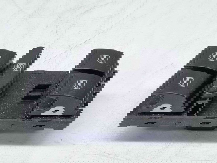  Butoane comanda geamuri sofer Volkswagen Jetta 4  (6Z) [Fabr 2011-2017] 1K4959857B