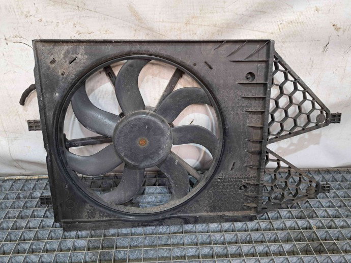 Electroventilator Seat Ibiza 5 (6P1,6J5) Hatchback [Fabr 2008-2017] 6R0121207Q 1.2 TSI CJZC 66KW / 90CP  