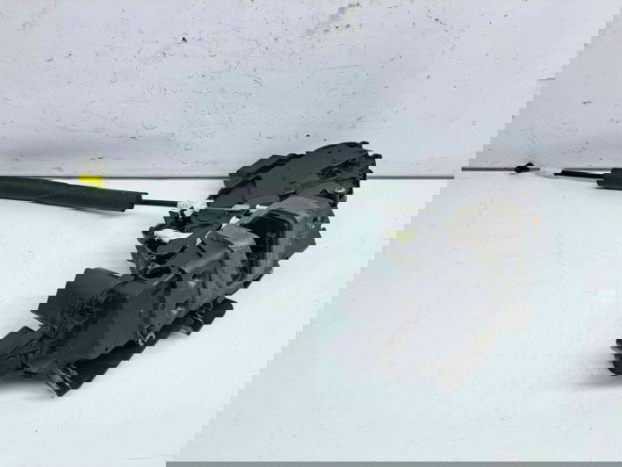 Broasca usa stanga fata LAND ROVER Range Rover Evoque [Fabr 2011-2018] 6W8A-21813-GD