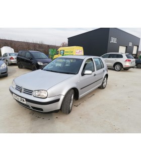 Dezmembrari Volkswagen Golf 4