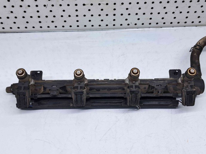 Rampa injectoare Volkswagen Polo (9N) [Fabr 2001-2008] 036133319BT 1.4 TDI BUD