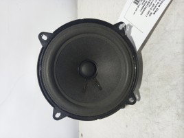 Boxa usa Dacia Duster 1.6b OEM 2010-2017