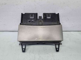  Scrumiera Mercedes Clasa E (W212) [Fabr 2009-2016] A2046800179 | A2046801350