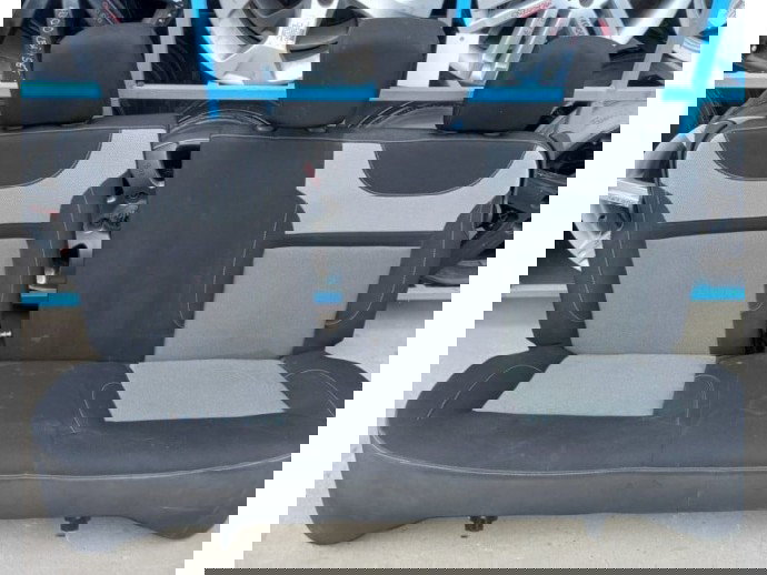 Bancheta spate Dacia Duster 1.6 H4M OEM 2010-2017