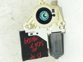 Motoras macara geam dreapta fata Seat Ibiza 1.2 5P0837402C 2008-2017
