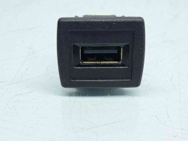  Conector auxiliar USB Mercedes Clasa E (W212) [Fabr 2009-2016] A2188200187