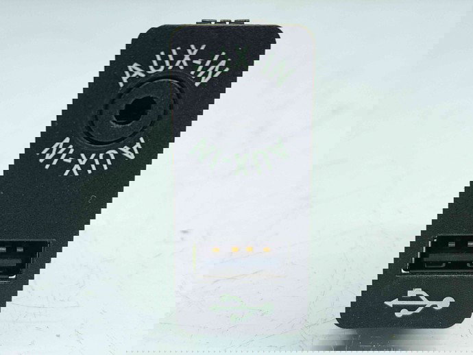  Conector auxiliar USB Bmw 3 (F30) [Fabr 2012-2017] 9229246