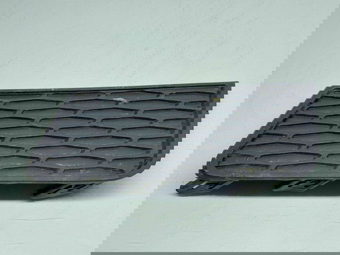 Grila proiector stanga LAND ROVER Range Rover Evoque [Fabr 2011-2018] BJ32-15A299-BE