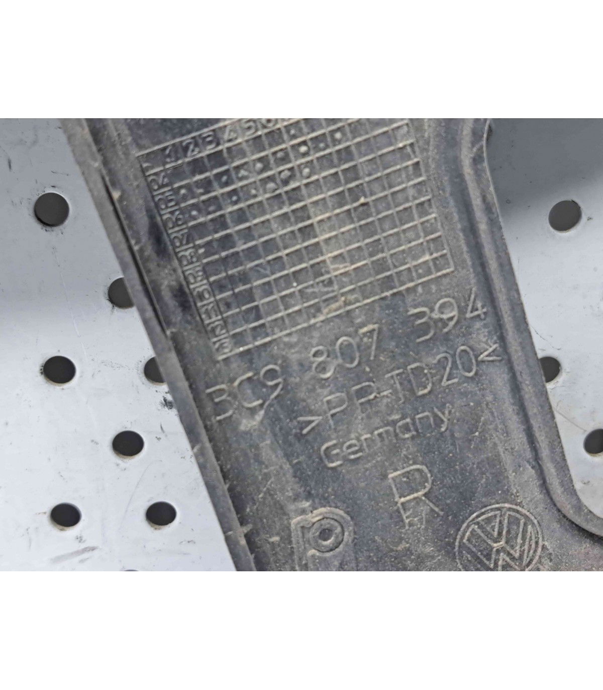 Suport bara dreapta spate Volkswagen Passat B6 Variant (3C5) [Fabr 2005-2010] 3C9807394