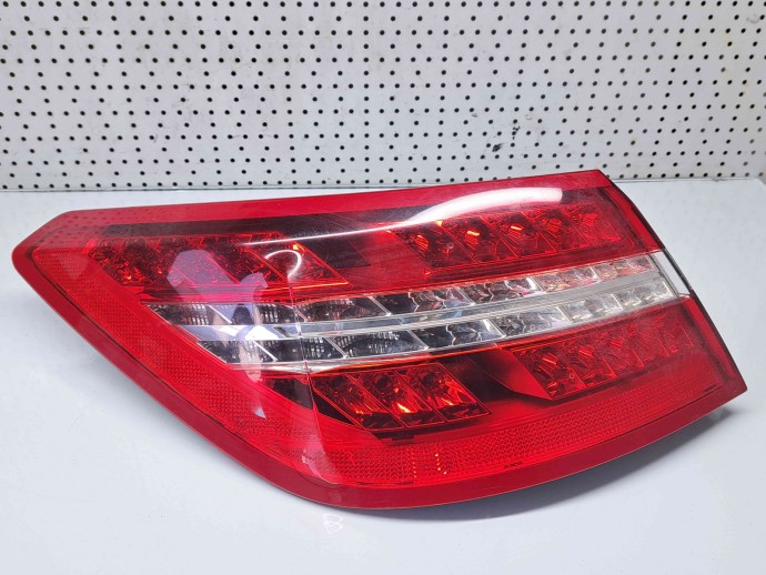 Stop aripa stanga Mercedes Clasa E (W207) Coupe [Fabr 2009-2012] A2079060158