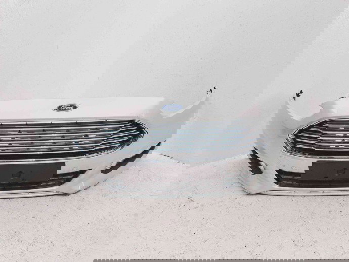 Bara fata Ford Mondeo 5 Sedan [Fabr 2014-2022] Moondust Silver