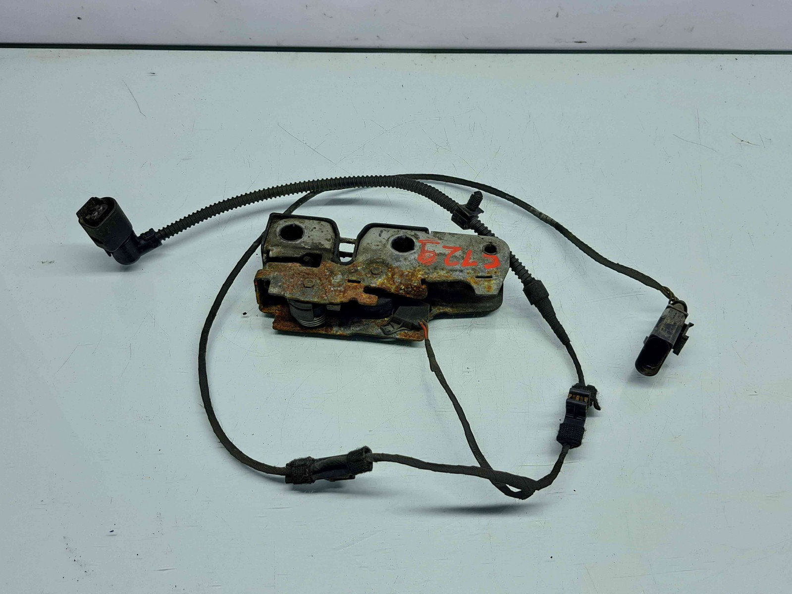 Broasca capota Volkswagen Passat B7 (365) Variant [Fabr 2010-2014] OEM