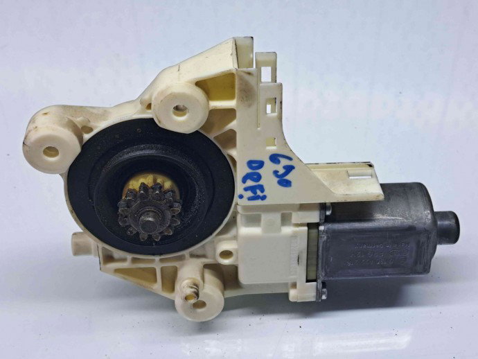 Motoras geam dreapta fata Ford Focus 2 (DA) [Fabr 2004-2012] 4M5T-14553 / 0130822216