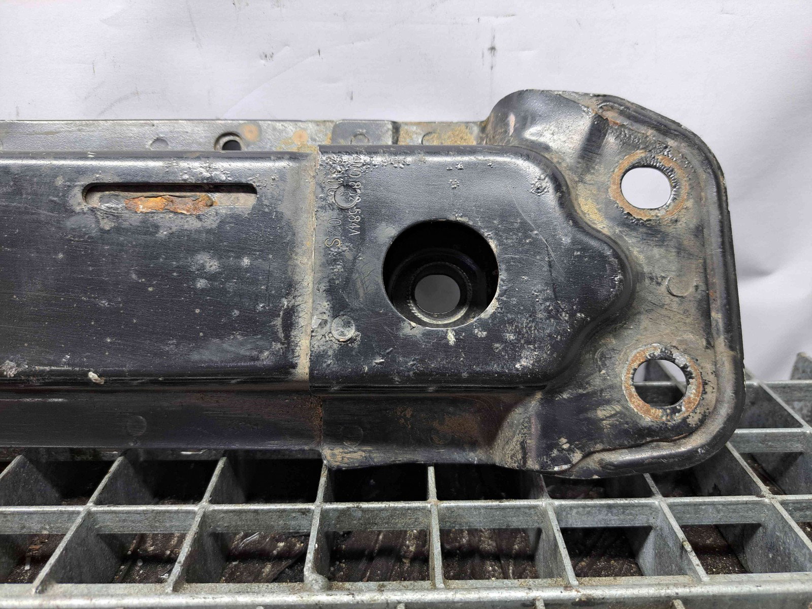 TRAVERSA SUPERIOARA Audi Q7 (4MB) [Fabr 2015-prezent] 4M0801387A - imagine 4