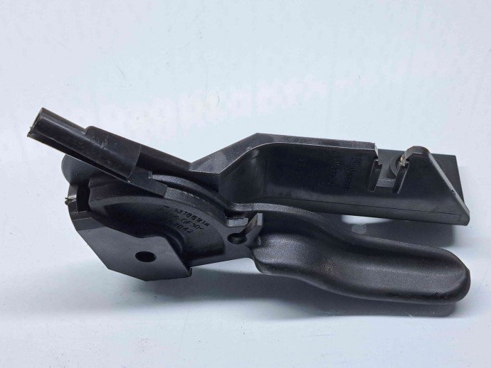 Maner deschidere capota Opel Corsa D [Fabr 2006-2013] 13186912