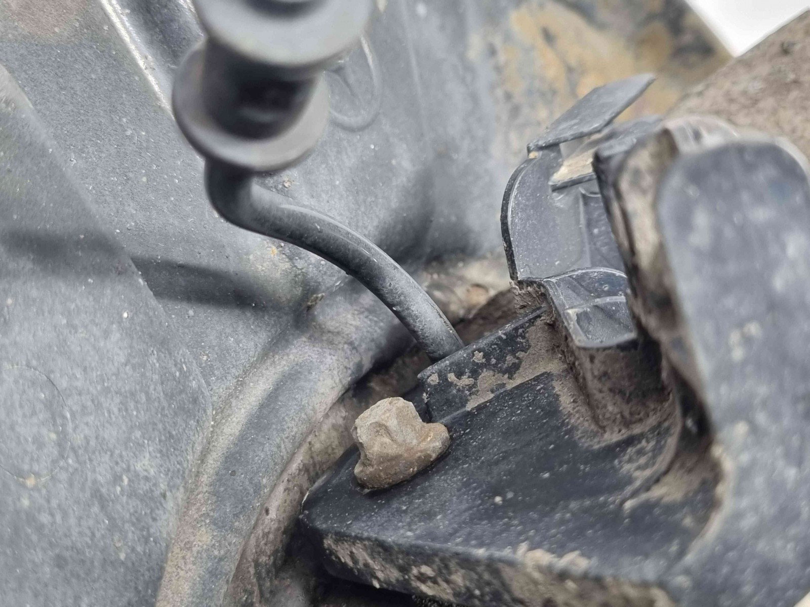 Fuzeta spate stanga Mercedes Clasa E (W212) [Fabr 2009-2016] OEM 2.2 CDI 651924 2.2 CDI 651924 143KW / 194CP - imagine 5