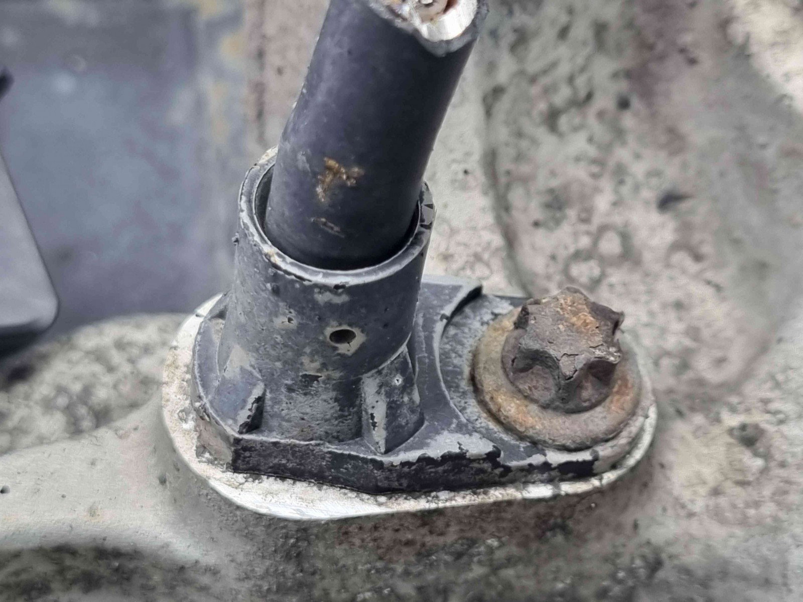 Fuzeta spate stanga Mercedes Clasa E (W212) [Fabr 2009-2016] OEM 2.2 CDI 651924 2.2 CDI 651924 143KW / 194CP - imagine 6