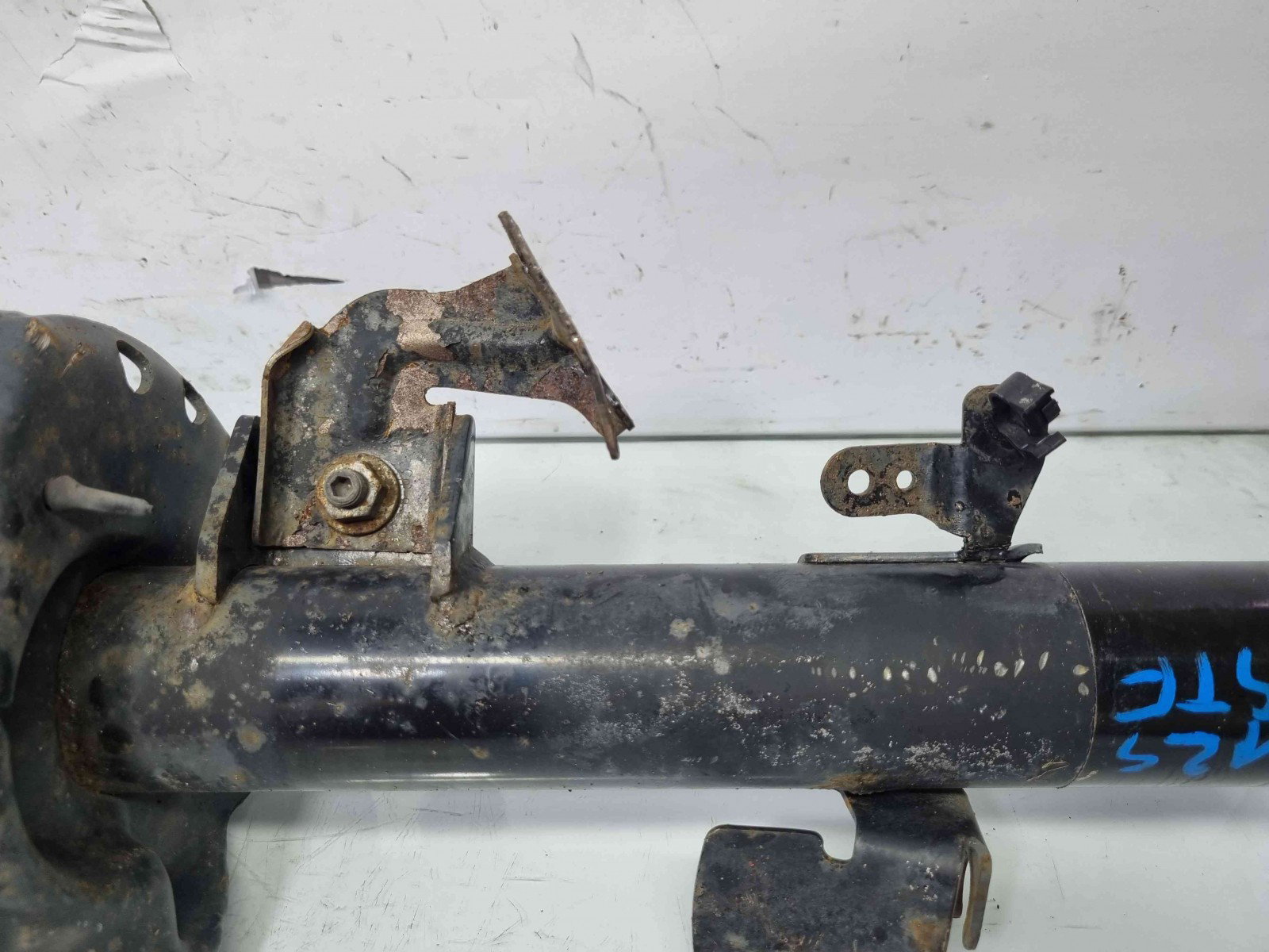 Amortizor stanga fata LAND ROVER Range Rover Evoque [Fabr 2011-2018] BJ32-18K001-CG 2.2 CRDI 2.2 CRDI 140KW / 190CP - imagine 2