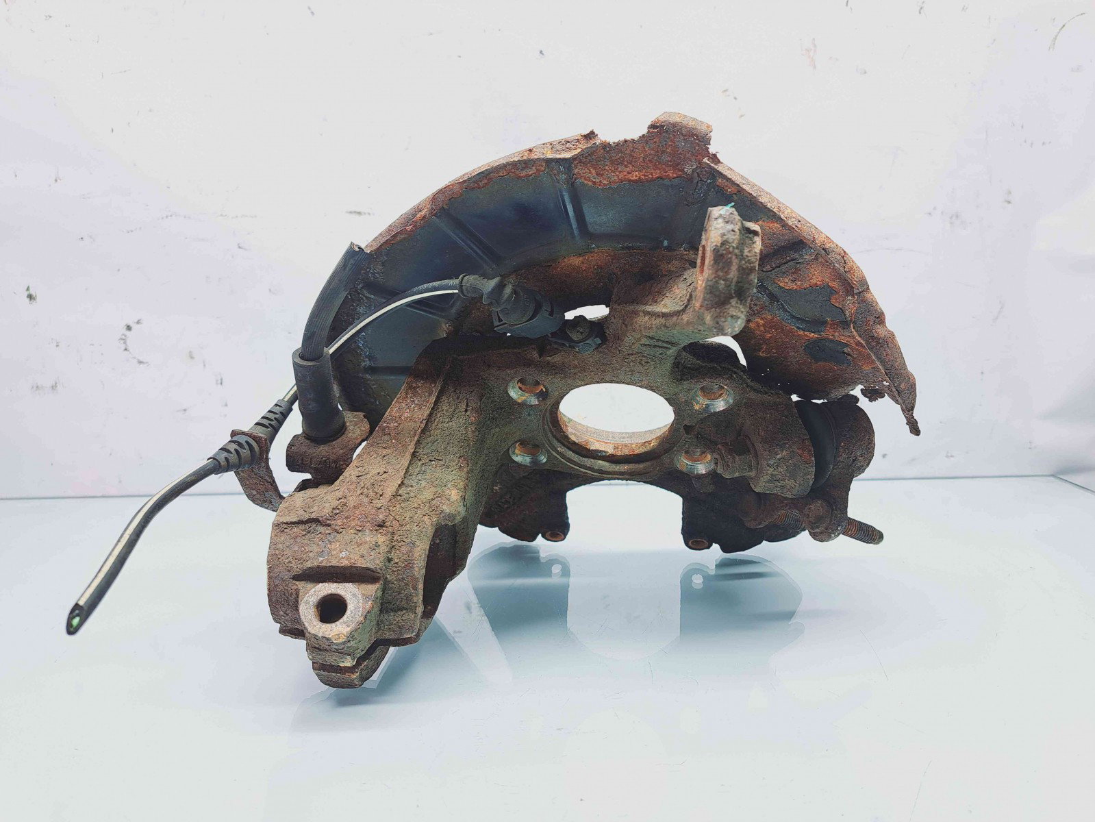 Fuzeta fata dreapta Volkswagen Jetta 4 (6Z) [Fabr 2011-2017] OEM 1.6 TDI CAYC 1.6 TDI CAYC 77KW / 105CP - imagine 4