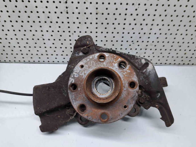 Fuzeta fata dreapta Opel Corsa D [Fabr 2006-2013] OEM
