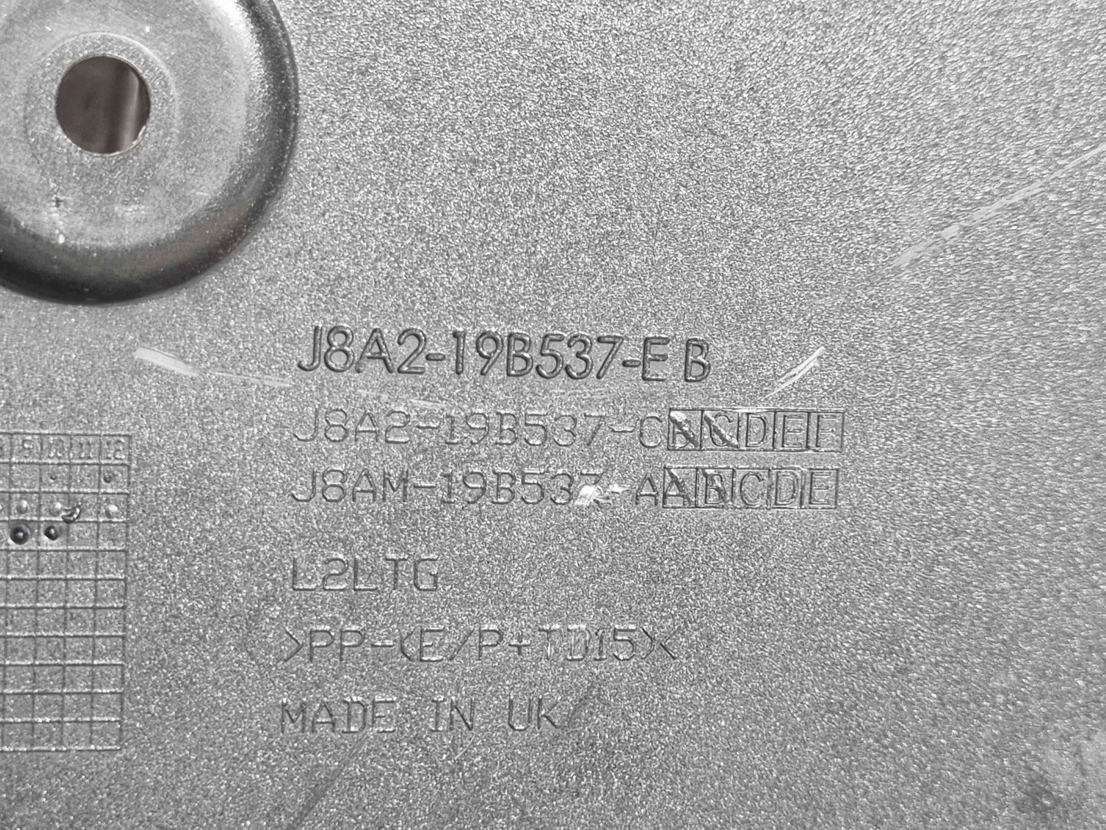 Ornament bara fata LAND ROVER Range Rover Velar I [Fabr 2017-2023] J8A2-19B537-EB - imagine 4