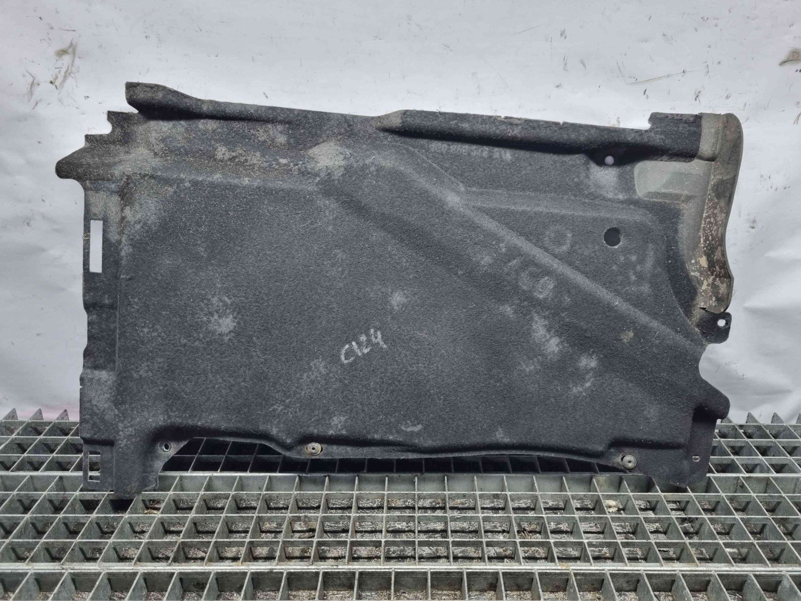 Scut lateral stanga Audi A6 (4G2, C7) [Fabr 2012-2017] 4G0825215E - imagine 3