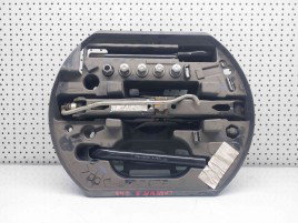 Set cric si cheie Renault Laguna 3 [Fabr 2007-prezent] 995040007R