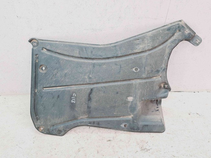 Scut lateral stanga Audi A6 (4G5, C7) Avant [Fabr 2011-2017] 4G0825219C
