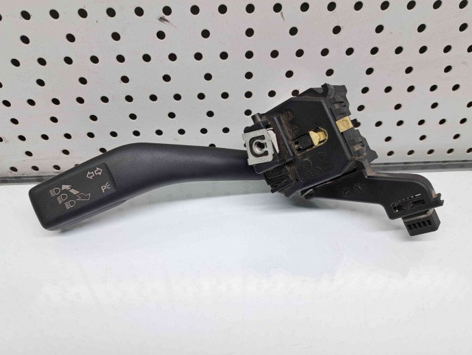 Maneta semnalizare Skoda Octavia 2 (1Z3) [Fabr 2004-2013] 1K0953513E