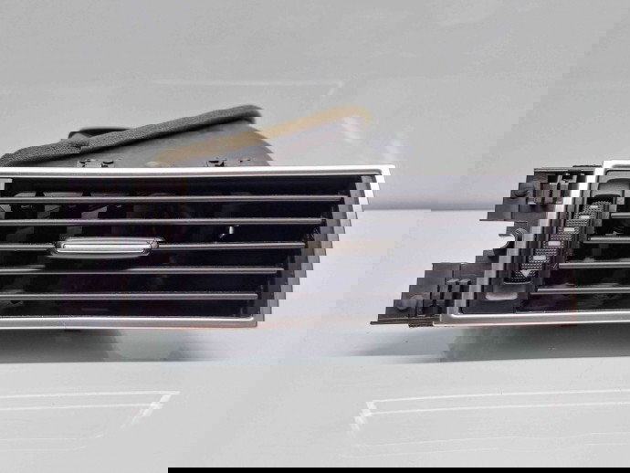  Grila aerisire dreapta Audi A6 (4F2, C6) [Fabr 2004-2010] 4F1820902D