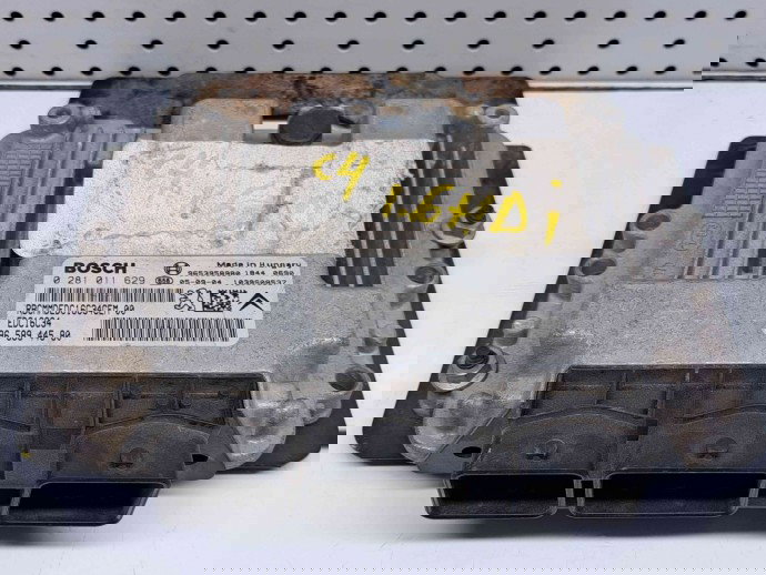 Calculator motor ECU Citroen C4 (I) [ Fabr 2004-2011] 9653958980 / 0281011629