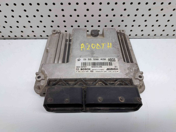 Calculator motor ECU Opel Insignia A [Fabr 2008-2016] 55590420 / 0281019088