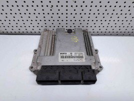 Calculator motor ECU Dacia Logan (LS) [Fabr 2004-2012] 237102213R / 0281030439