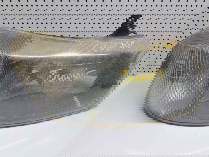 Far dreapta Ford Transit [Fabr 2006-2013] YC1X-13008