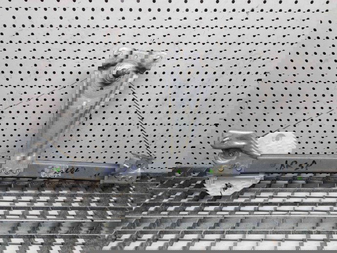 Macara manuala geam dreapta spate Dacia Sandero [Fabr 2008-2012] 827202131R