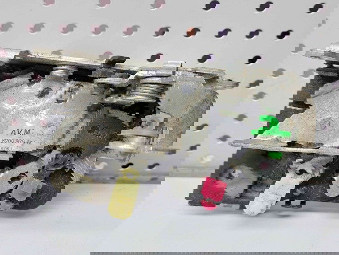 Broasca usa stanga fata Dacia Logan (LS) [Fabr 2004-2012] 8200928445