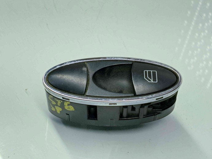 Buton geam stanga spate Mercedes CLS (C219) [Fabr 2004-2011] A2118219958