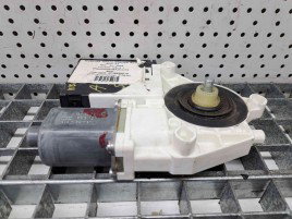 Motoras geam stanga spate Audi A3 (8P1) [Fabr 2003-2012] 8P4959801D / E840311203