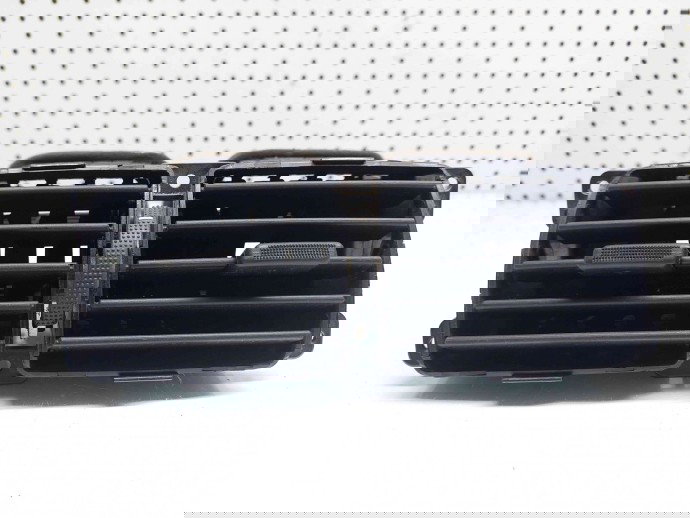 Grila aerisire centrala Hyundai Tucson (JM) [Fabr 2004-2010] 97410-2E000