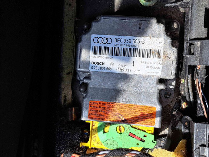 Calculator airbag Audi A4 Avant (8ED, B7) [Fabr 2004-2008] 8E0959655G | 0285001668  