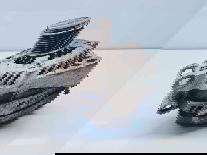 Alternator LAND ROVER DISCOVERY 3 (L319) [Fabr 2005-2009] OEM 2.7 276DT 140KW / 190CP  