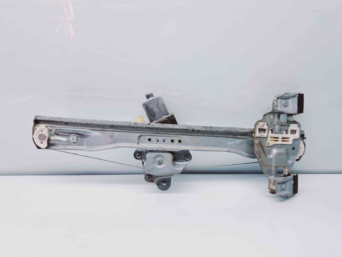 Macara electrica geam dreapta spate Chevrolet Cruze (J300) [Fabr 2010-2016] 98810-J3010