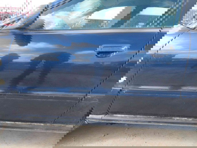 Usa stanga fata Audi A4 (8D2, B5) [Fabr 1994-2000] LZ5T