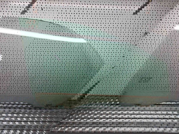 Geam usa dreapta fata Ford Focus 2 (DA) [Fabr 2004-2012] OEM