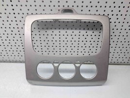 Ornament bord Ford Focus 2 (DA) [Fabr 2004-2012] 7M51-18522A-W