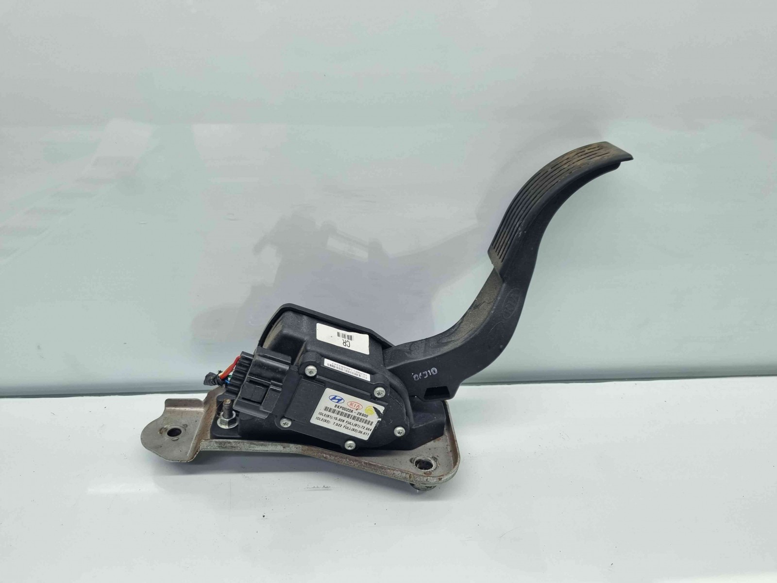 Pedala acceleratie Hyundai Santa Fe 2 (CM) [Fabr 2005-2012] BKP0022A-2B900 - imagine 2